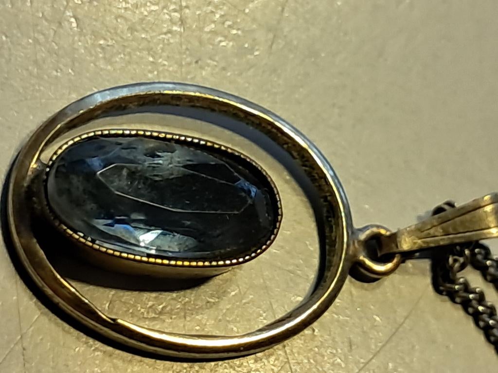ketting,met steentje in ring als hanger-zilver,lengte 40 cm, Gebruikt, Ophalen of Verzenden, Met edelsteen, Zilver