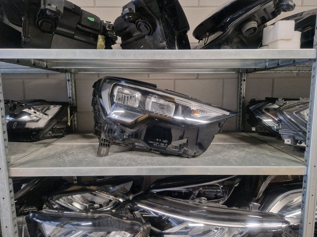 Audi Q3 83A F3 LED koplamp 012 rechts, Auto-onderdelen, Verlichting, Ophalen of Verzenden, Gebruikt, Audi