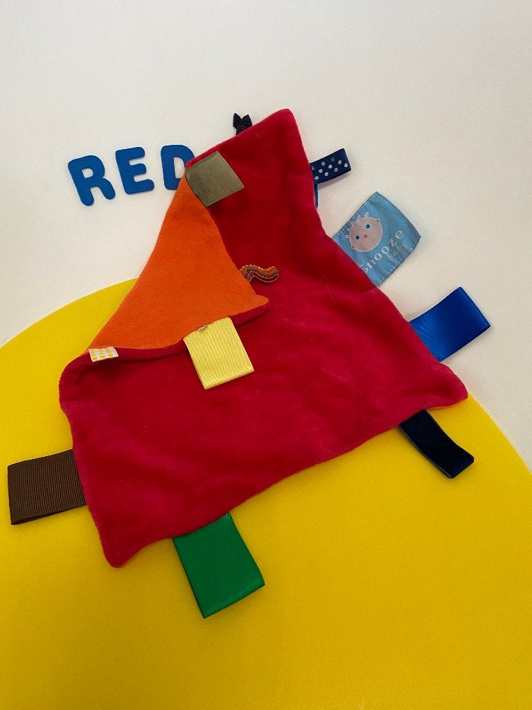 K4608 snoozebaby snooze baby doekje rood, Ophalen of Verzenden, Zo goed als nieuw, Overige typen