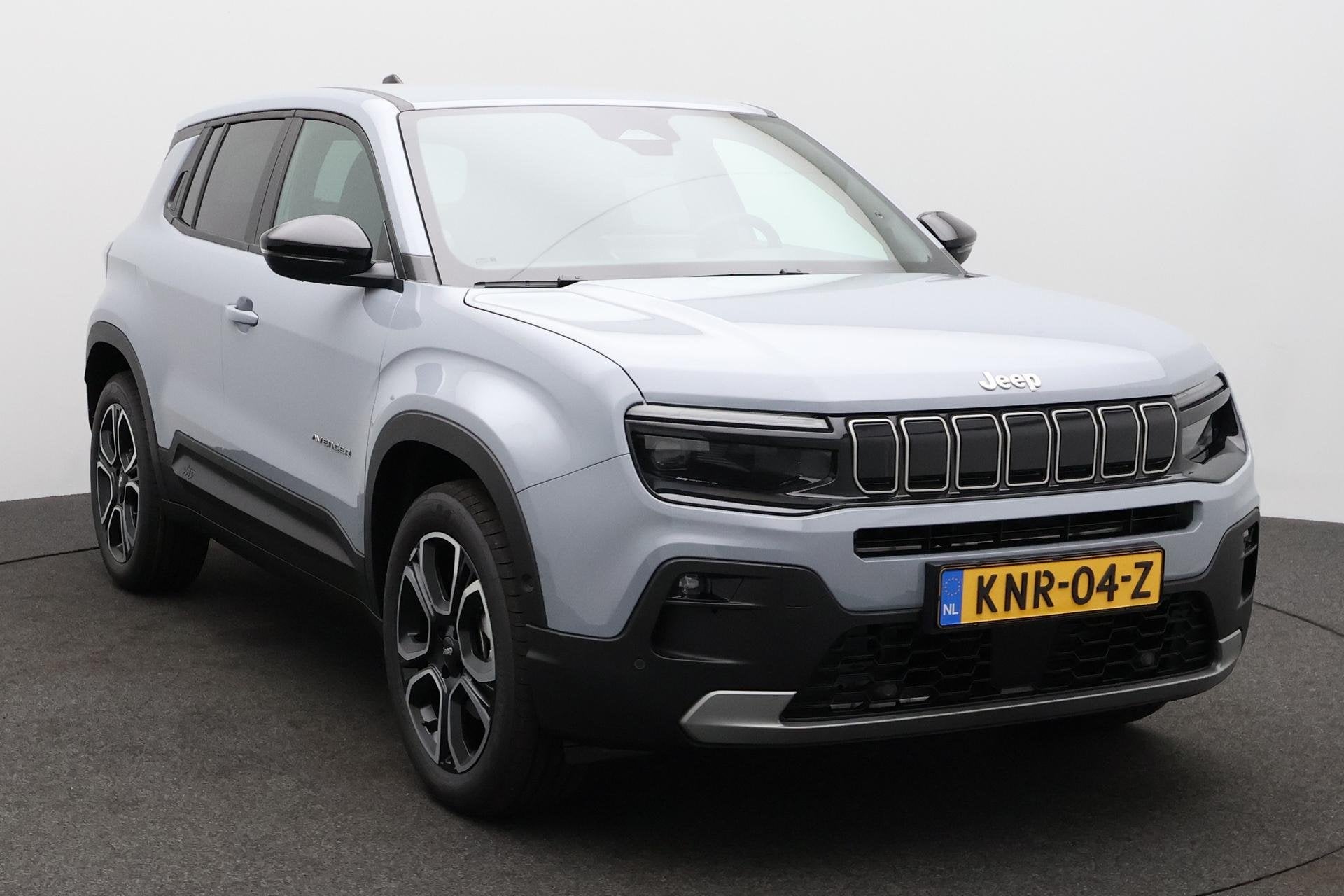 Jeep Avenger Summit 54 kWh 2+6 Jaar Garantie, Auto's, 12 maanden, 394 km, 334 min, 156 pk