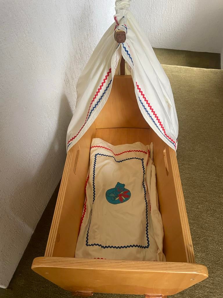 Vintage houten poppenledikant wiegje met bekleding, Kinderen en Baby's, Speelgoed | Poppen, Ophalen, Gebruikt, Overige typen