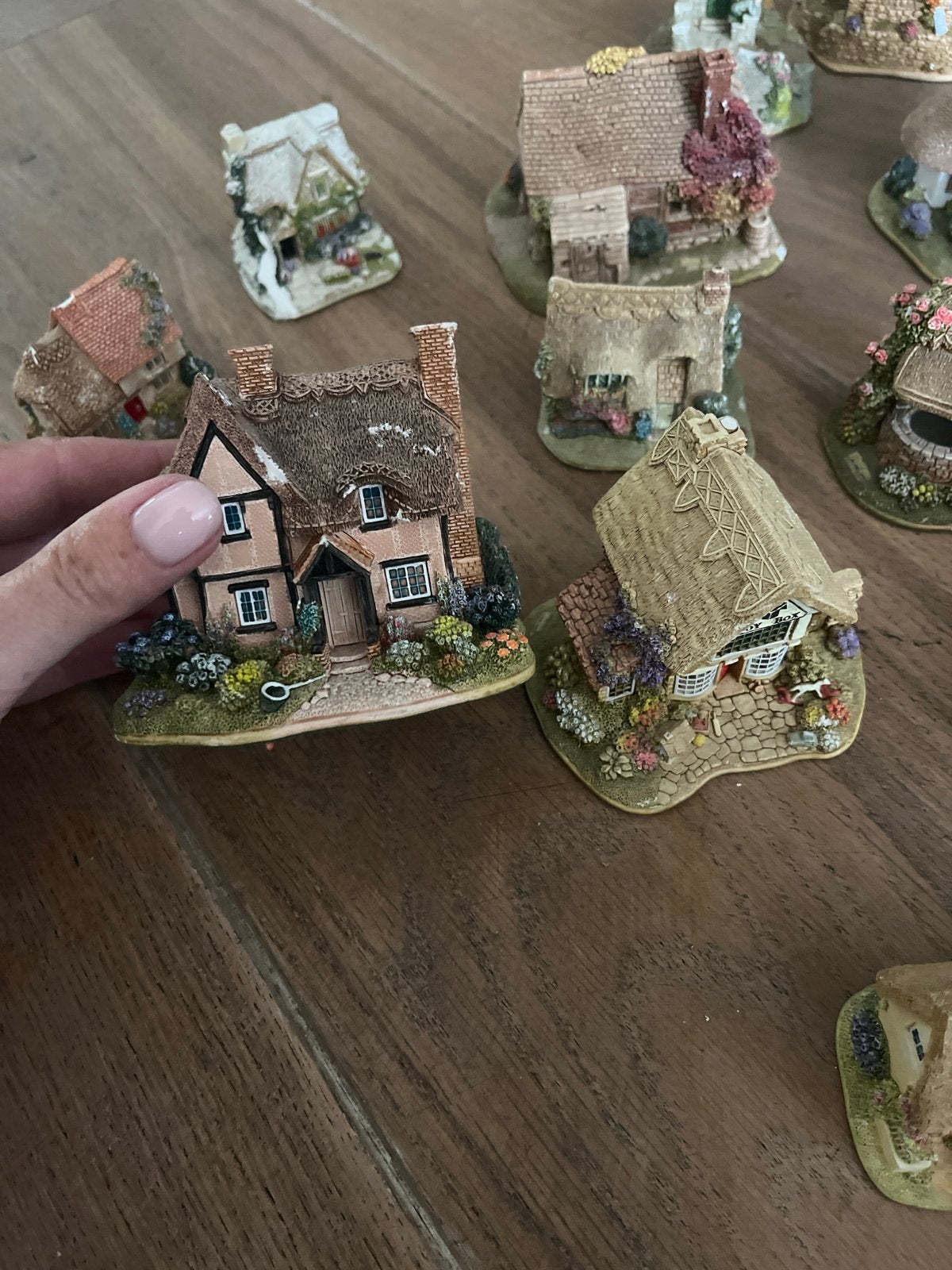Lilliput Lane Miniatuur Huisjes Collectie 14 stuks, Verzamelen, Beelden en Beeldjes, Ophalen of Verzenden, Gebruikt, Overige typen