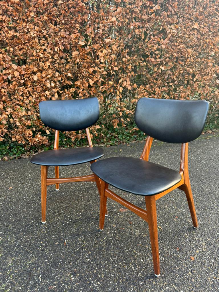 2 eetkamerstoelen vintage skai scandinavisch SETPRIJS, Huis en Inrichting, Stoelen, Ophalen, Gebruikt, Zwart, Vier