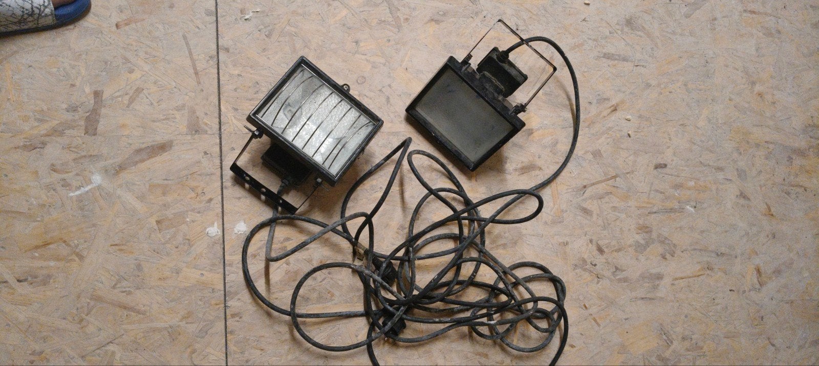 2 bouwlampen, Ophalen of Verzenden, Minder dan 50 watt