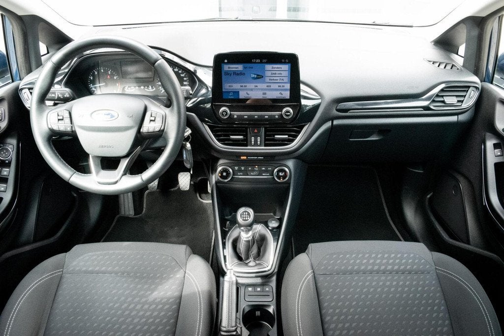Ford Fiesta 1.0 EcoBoost Titanium|1e EIGENAAR|CLIMATE|CARPLA, Voorwielaandrijving, 94 pk, Gebruikt, Euro 6