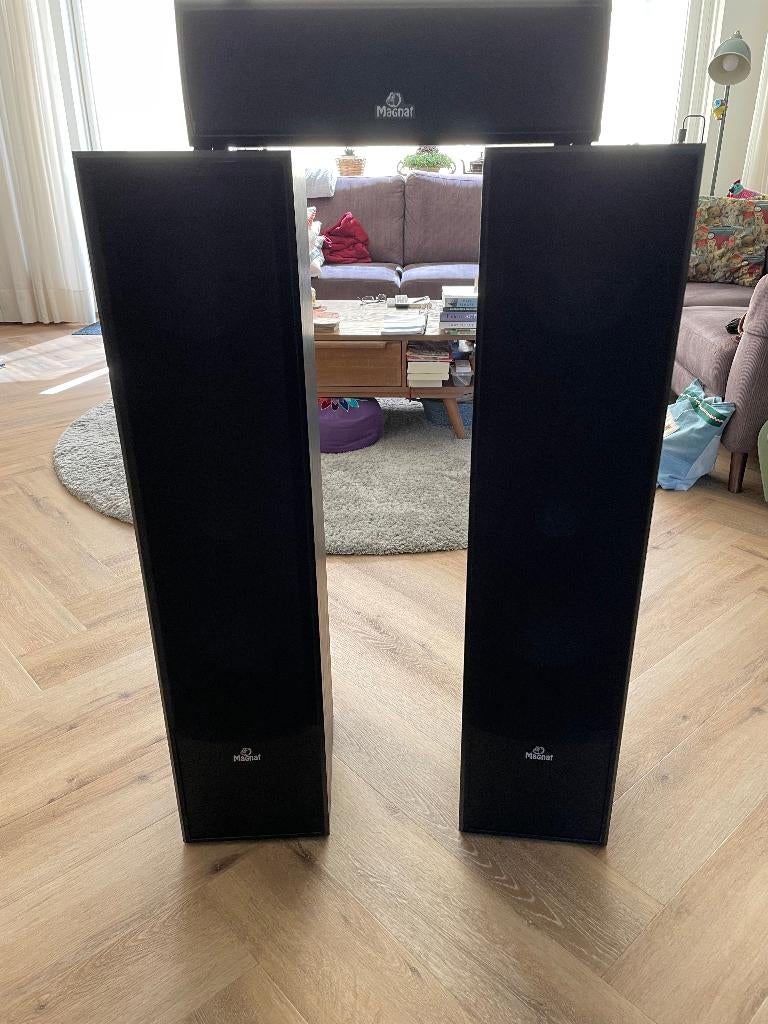 Fraaie zwarte  Magnat luidsprekers, plus centre speaker, Ophalen, Gebruikt, Magnat, 60 tot 120 watt