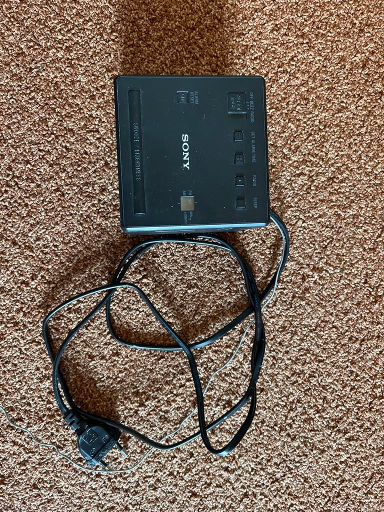 Sony ICF-C1 wekker, Ophalen of Verzenden, Zo goed als nieuw, Digitaal