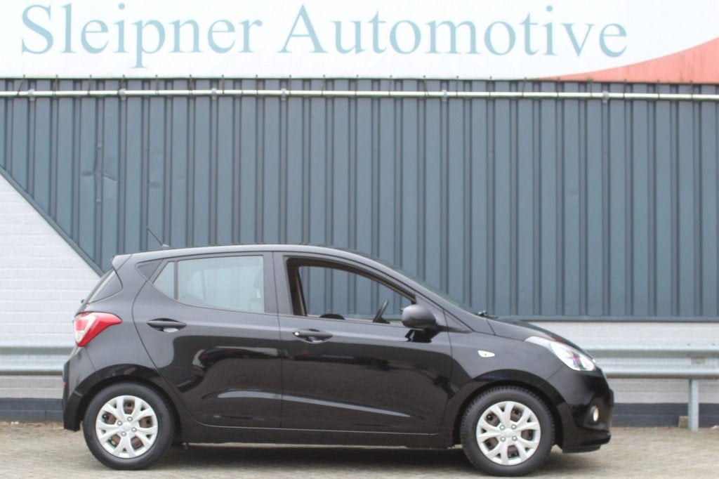 Hyundai I10 1.0 Classic / Airco / 5 deurs/ Nette Auto!!, Auto's, Gebruikt, Zwart, Start-stop-systeem, Handgeschakeld
