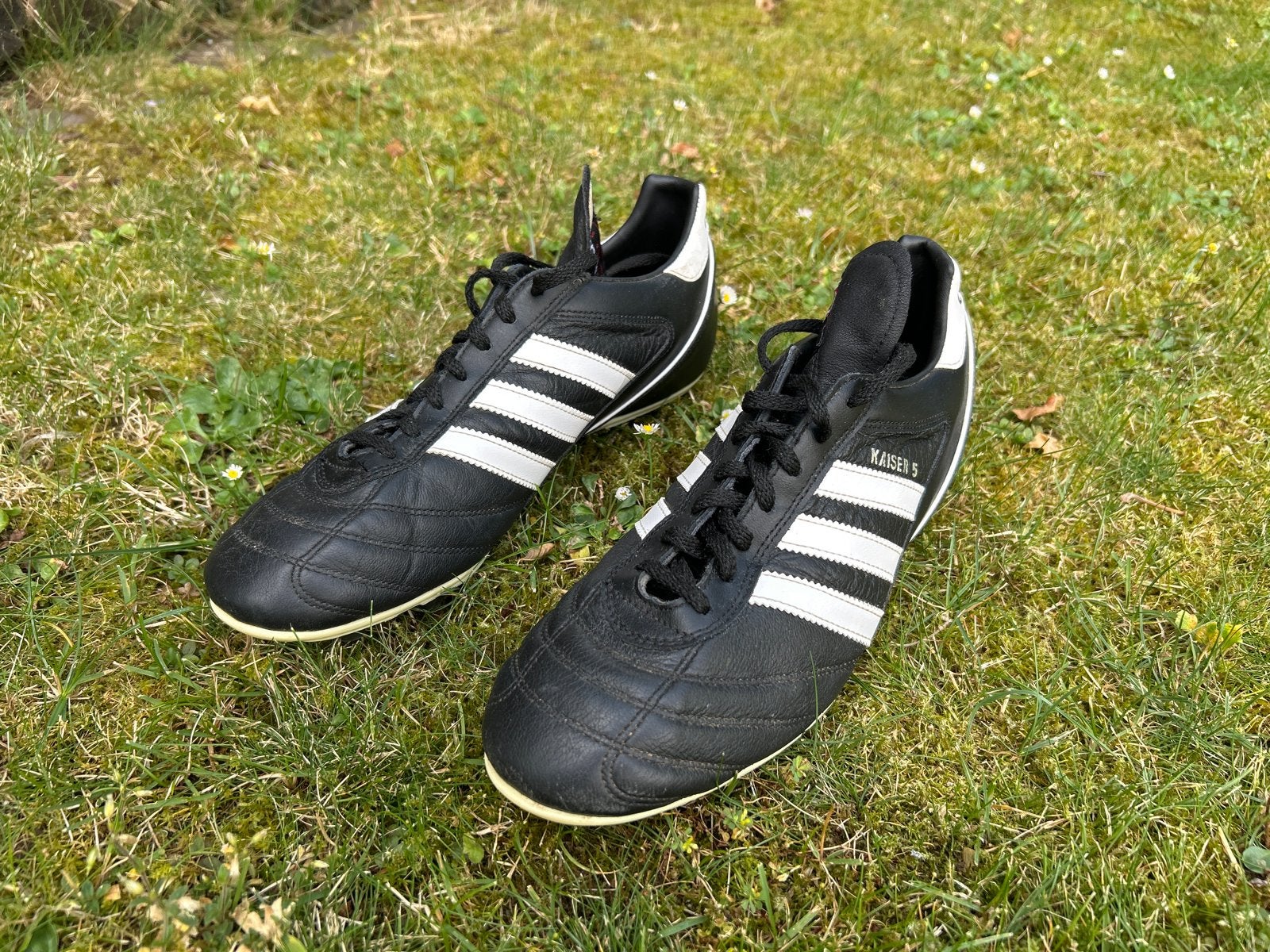 Adidas Kaiser 5 voetbalschoenen - Klassiek en duurzaam, Ophalen, Schoenen, Maat M, Zo goed als nieuw