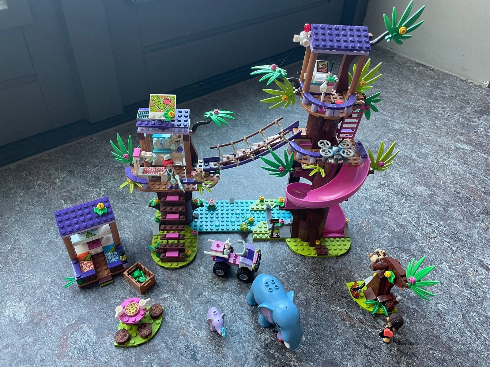 LEGO Friends 41424 Jungle Reddingsbasis, Ophalen of Verzenden, Zo goed als nieuw, Overige merken