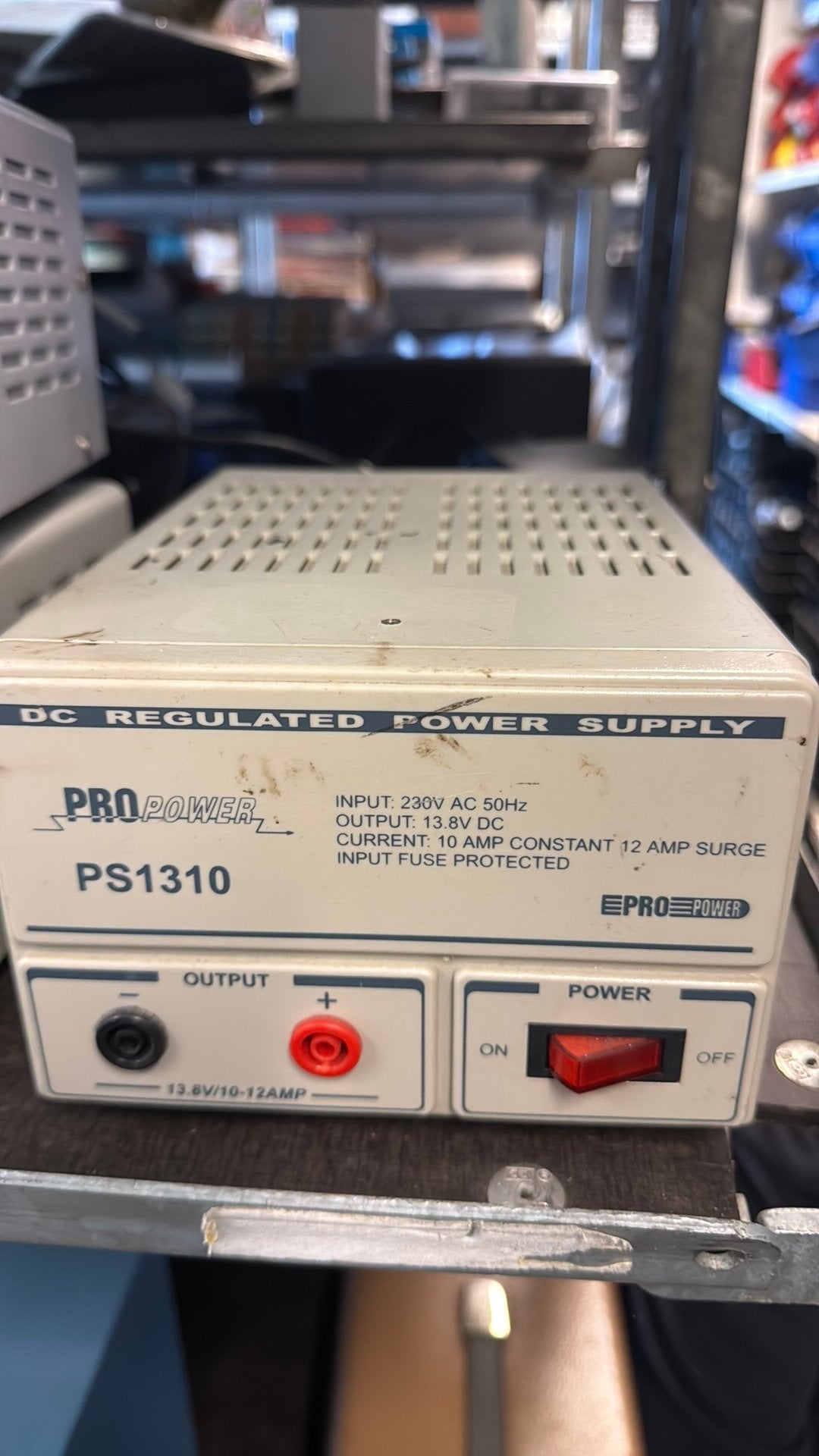 PROPOWER PS1310 DC Gereguleerde Voeding 13.8V 10-12A, Ophalen of Verzenden, Gebruikt