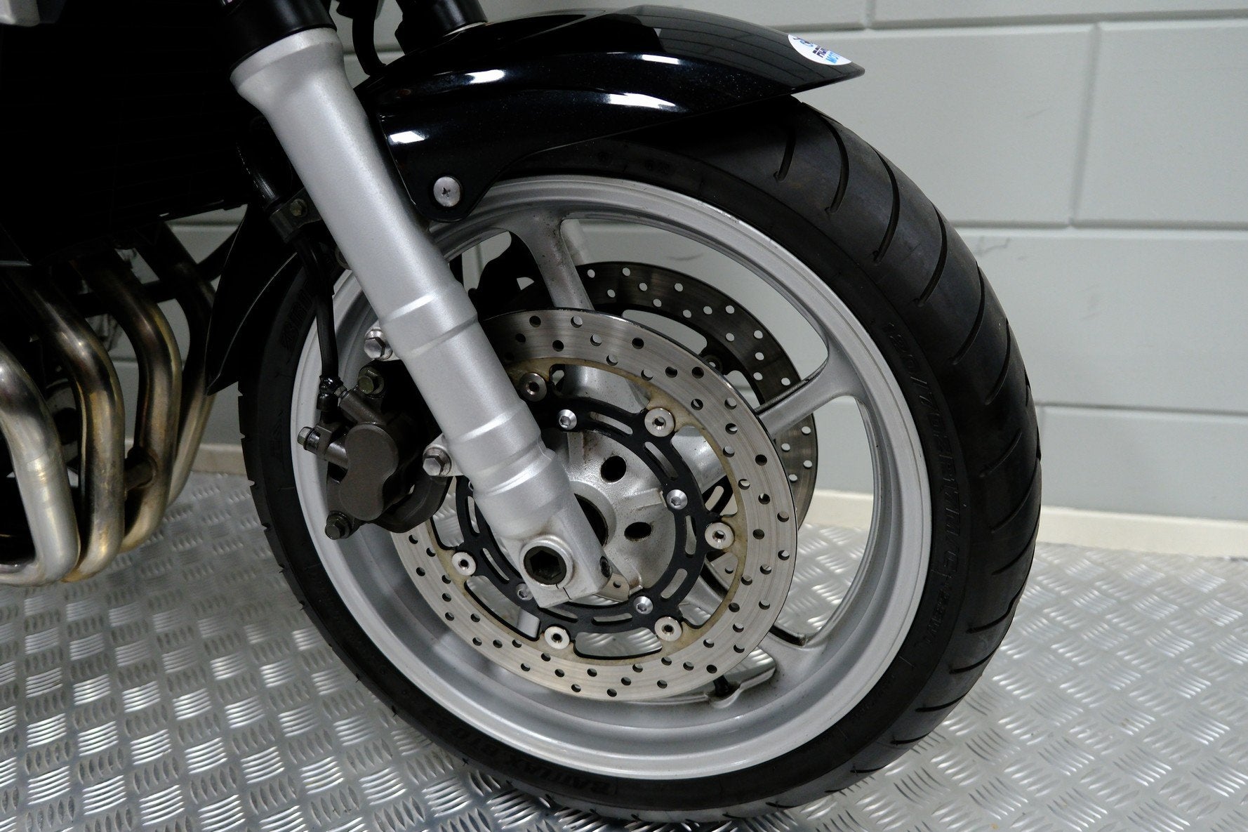 Yamaha FZ6 FAZER TOUR (bj 2003), Klantenservice@yamaha-motor.nl, Sport, Meer dan 35 kW, Koolhovenlaan 101
1119 NC  Schiphol-Rijk, NL