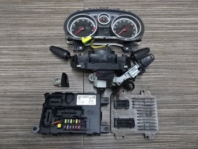 ECU Opel Corsa D bj 2011 A12XER complete set incl sloten., Gebruikt, -, Opel, Ophalen of Verzenden