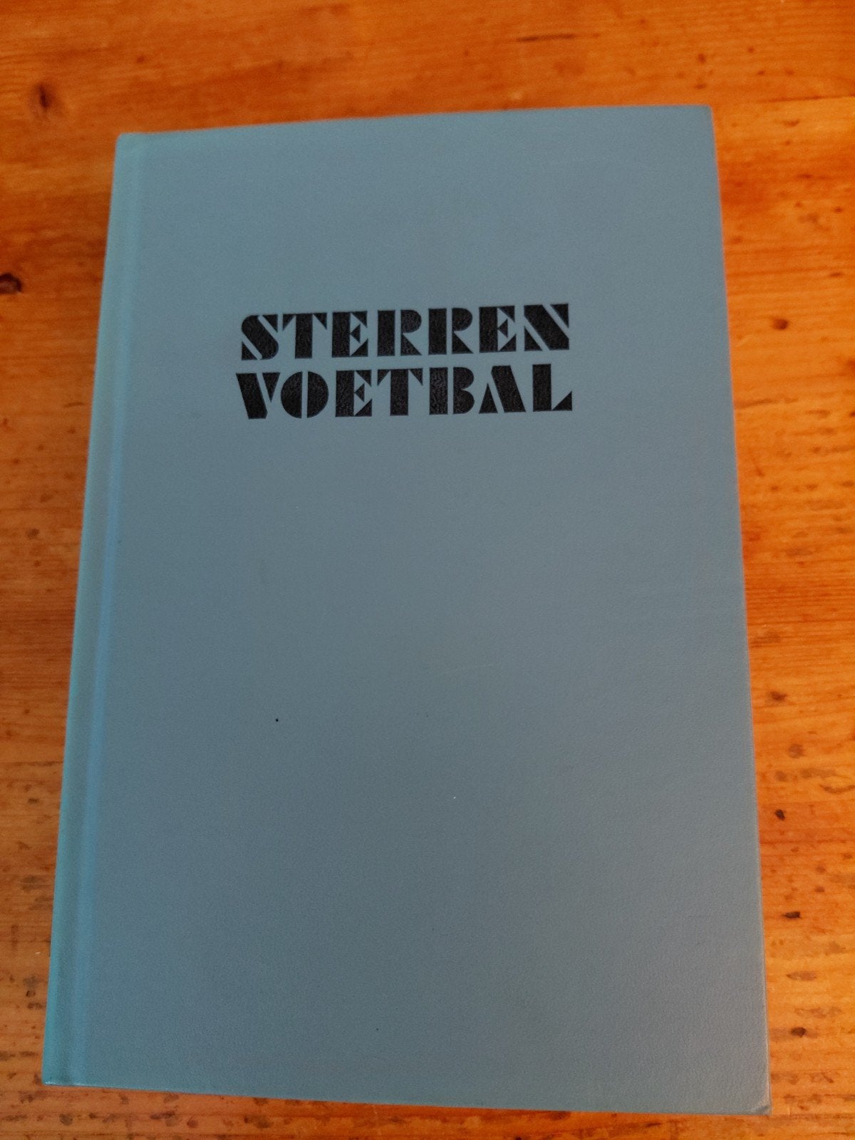 Hans Molenaar/Joop Niezen - Sterrenvoetbal, Ophalen of Verzenden, Gelezen, Balsport