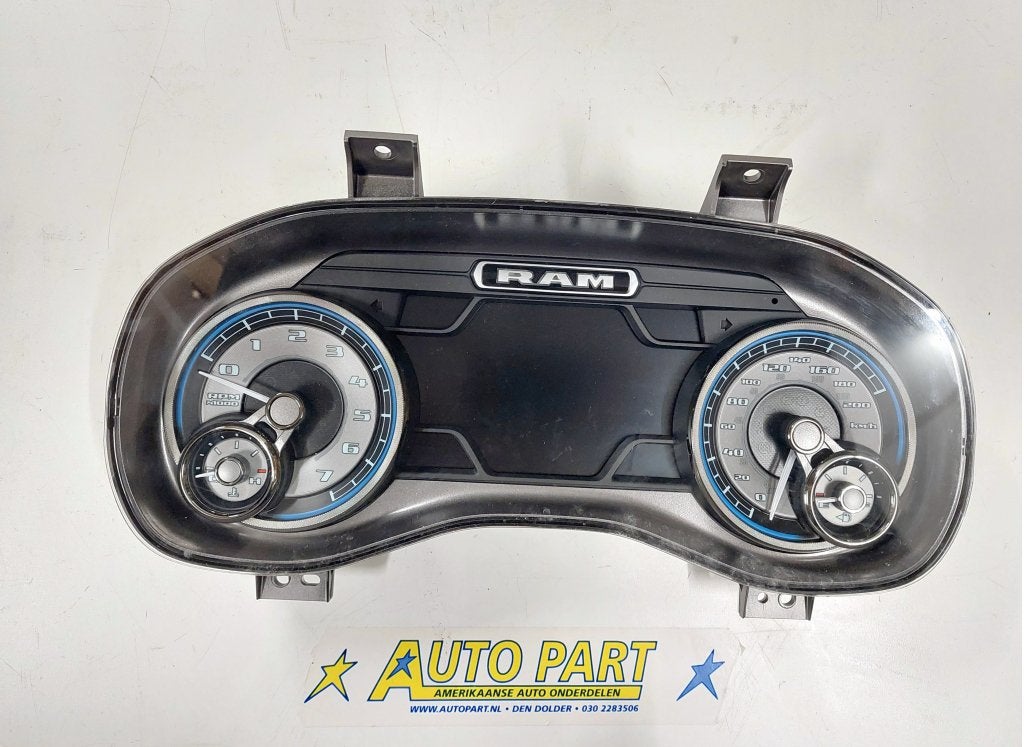 Dodge Ram pickup dashboard klok 2020, Gebruikt, PO Box 21-8004 | Auburn Hills, MI 48321-8004, Amerikaanse onderdelen, Ophalen of Verzenden