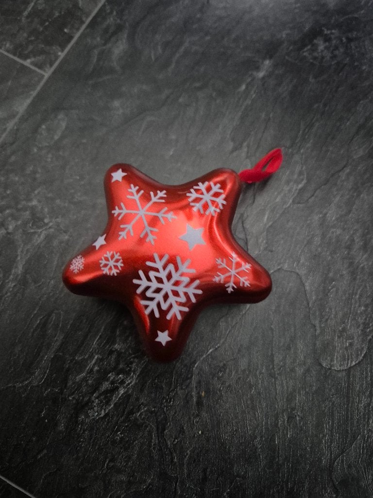 Blikje in de vorm van ster (leuk voor in de kerstboom), Ophalen of Verzenden, Zo goed als nieuw