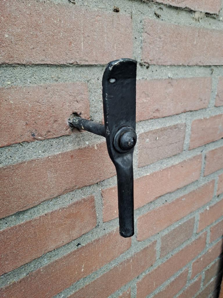 Set draai ankers voor luiken, Ophalen of Verzenden, Gebruikt