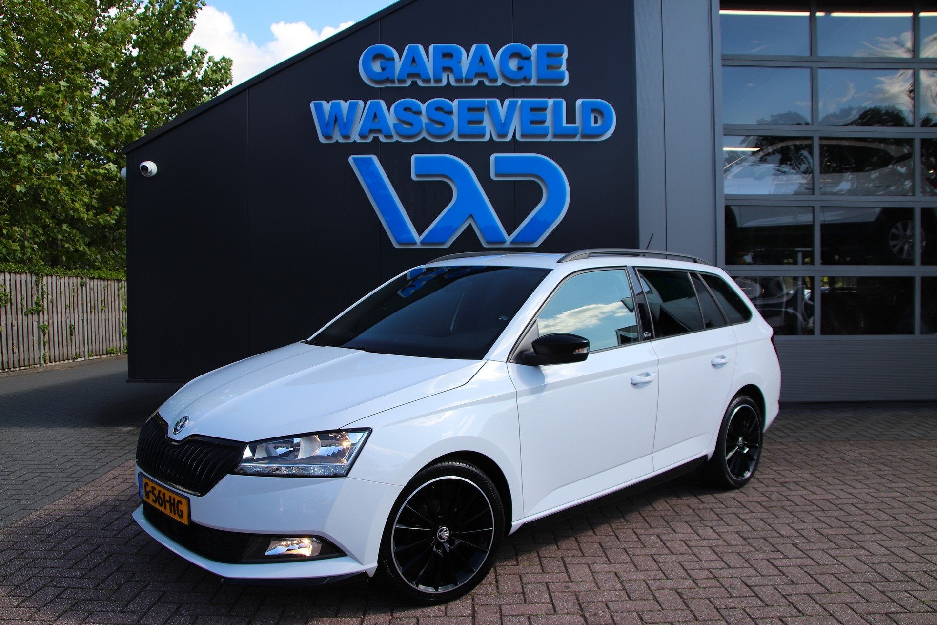Skoda Fabia Combi 1.0 TSI Monte Carlo NL-Auto Stoelverw/Crui, Gebruikt, Alcantara, Origineel Nederlands, Handgeschakeld