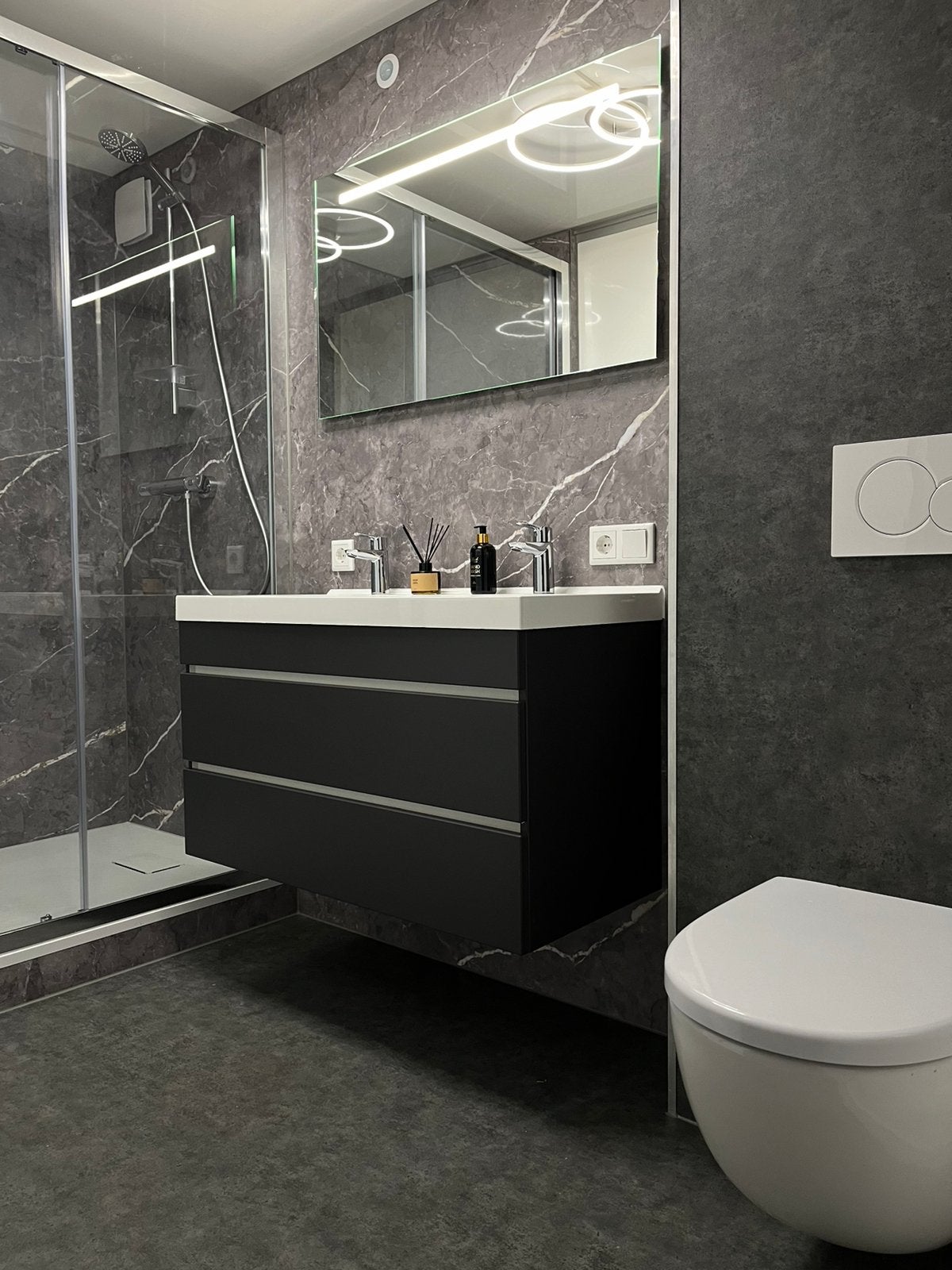 Te koop - Luxe mobiele badkamer, Ophalen of Verzenden, Nieuw, Met douche