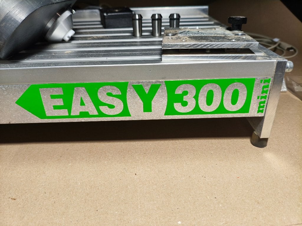 Eas(y) 300 Mini CNC Freesmachine, Doe-het-zelf en Verbouw, Gereedschap | Freesmachines, Ophalen, Elektrisch, Overige soorten