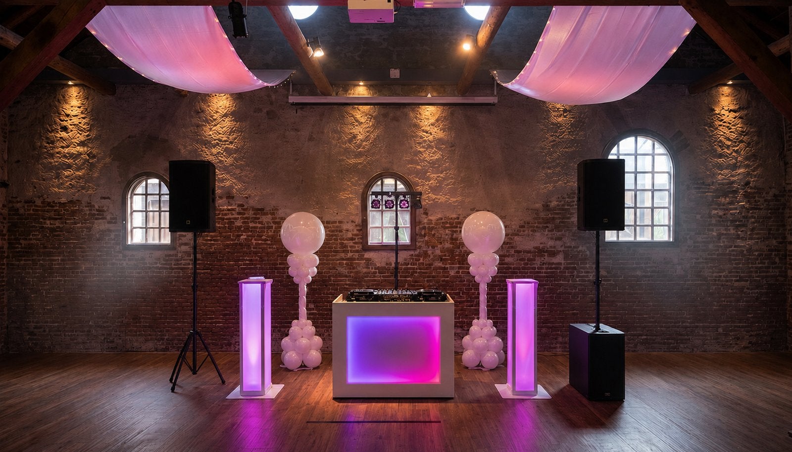 Te huur Complete DJ Set met Licht en Geluid voor Feesten, Muziek en Instrumenten, Dj-sets en Draaitafels, Ophalen, Gebruikt, Dj-set
