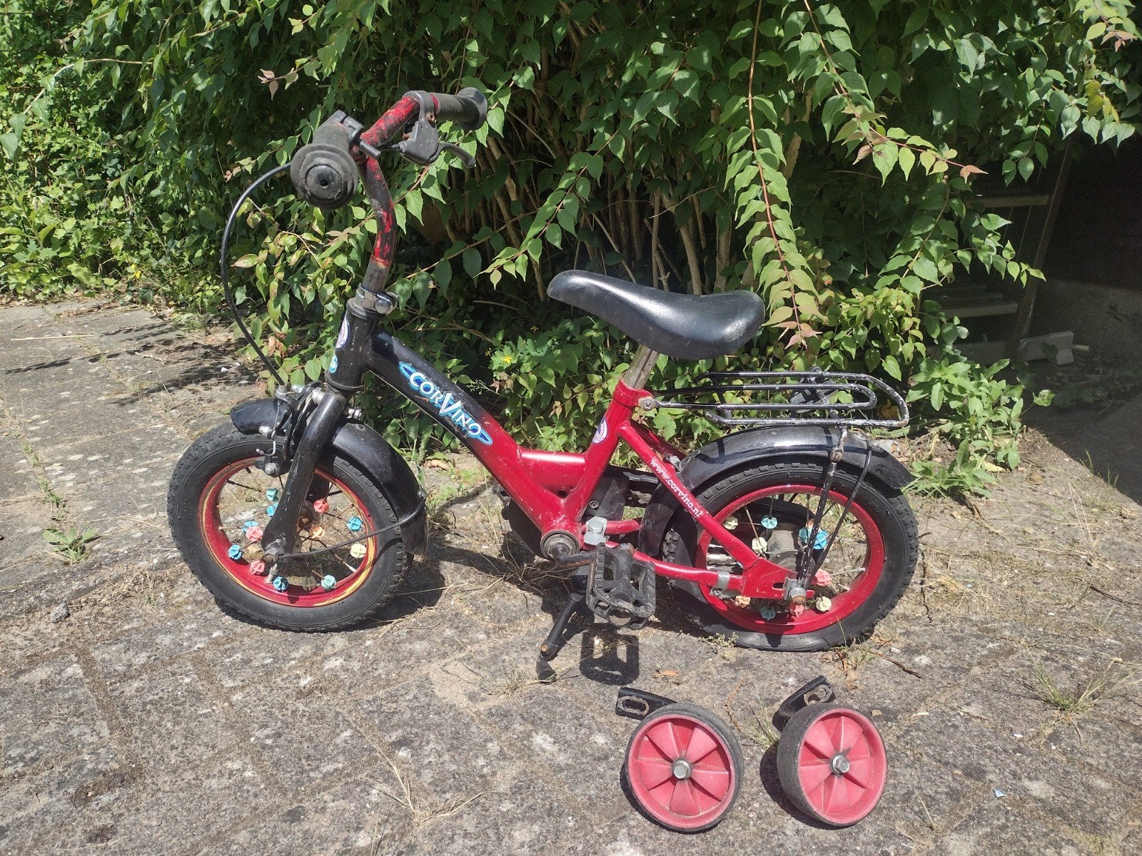 Kinderfietsje met zijwieltjes - GRATIS, Ophalen, Gebruikt, Minder dan 16 inch, Zijwieltjes