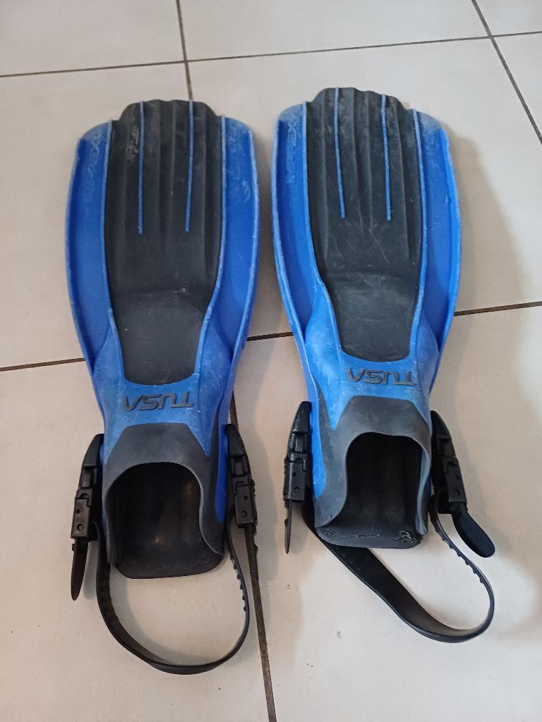 Vinnen Tusa, Watersport en Boten, Duiken, Ophalen, Gebruikt, Zwem- of Duikvliezen