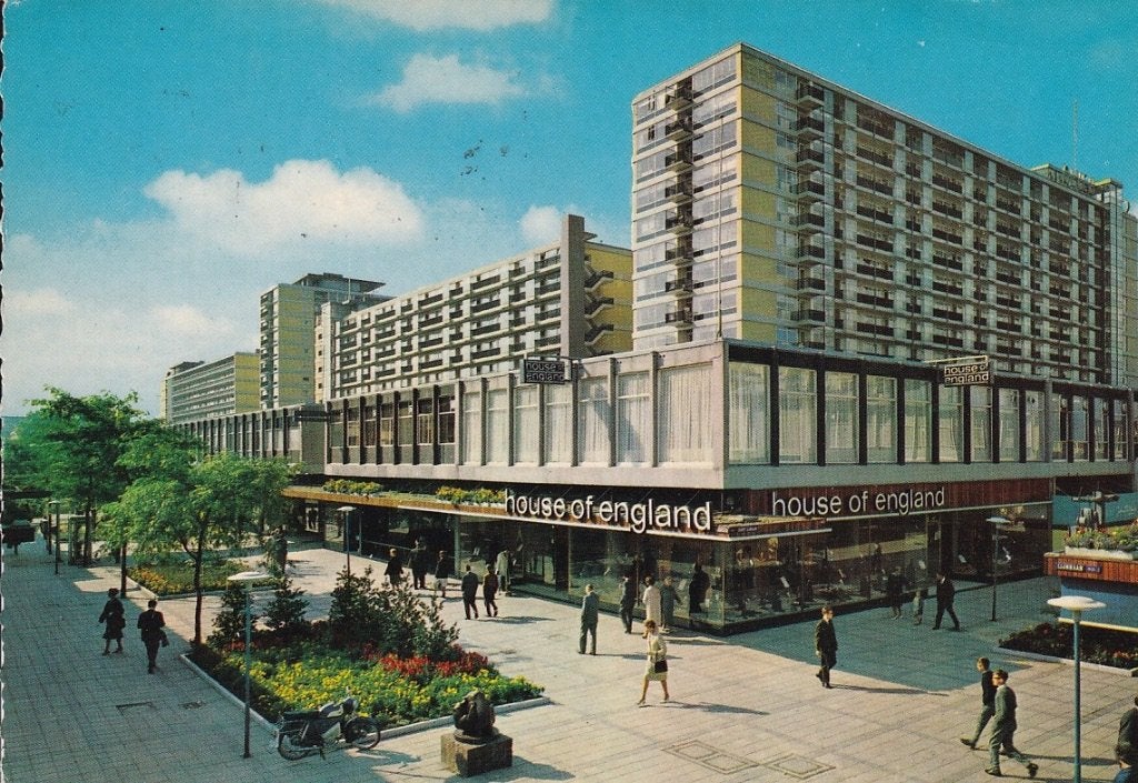 750M Rotterdam Lijnbaan beertjes, Verzamelen, Ansichtkaarten | Nederland, Ophalen of Verzenden, 1960 tot 1980, Gelopen, Zuid-Holland