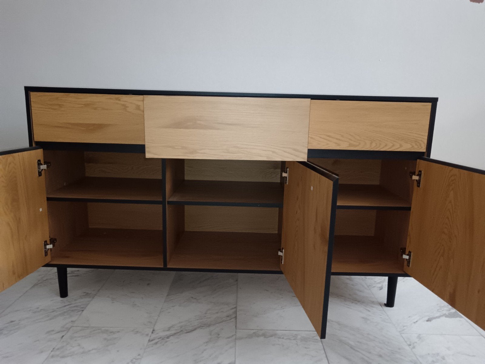 Jysk Odense Dressoir in warme Eiken uitvoering, Ophalen, Gebruikt, Eikenhout, Modern