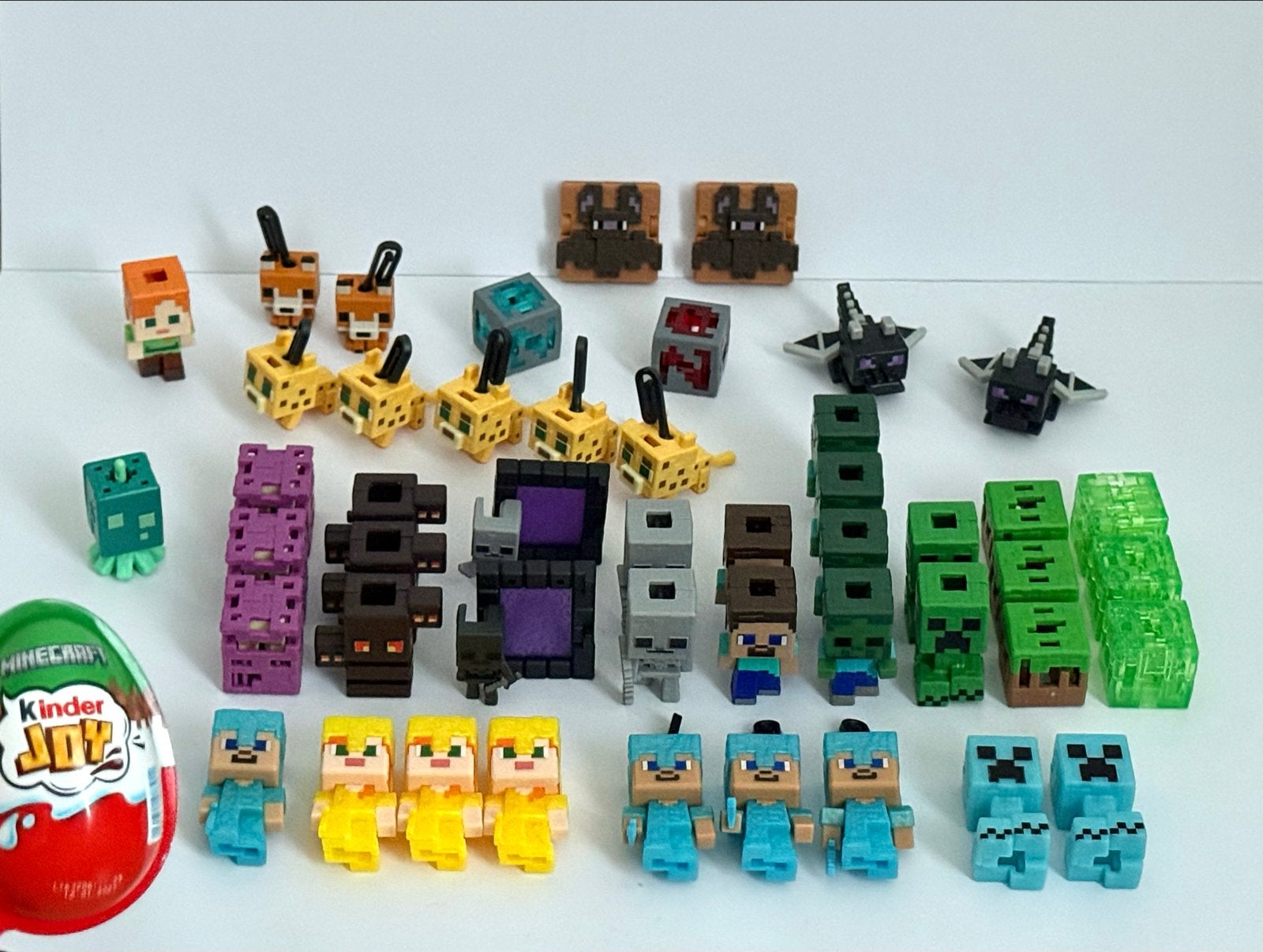 Minecraft figuren en blokken Kinder Joy speeltjes creeper, Ophalen of Verzenden, Zo goed als nieuw