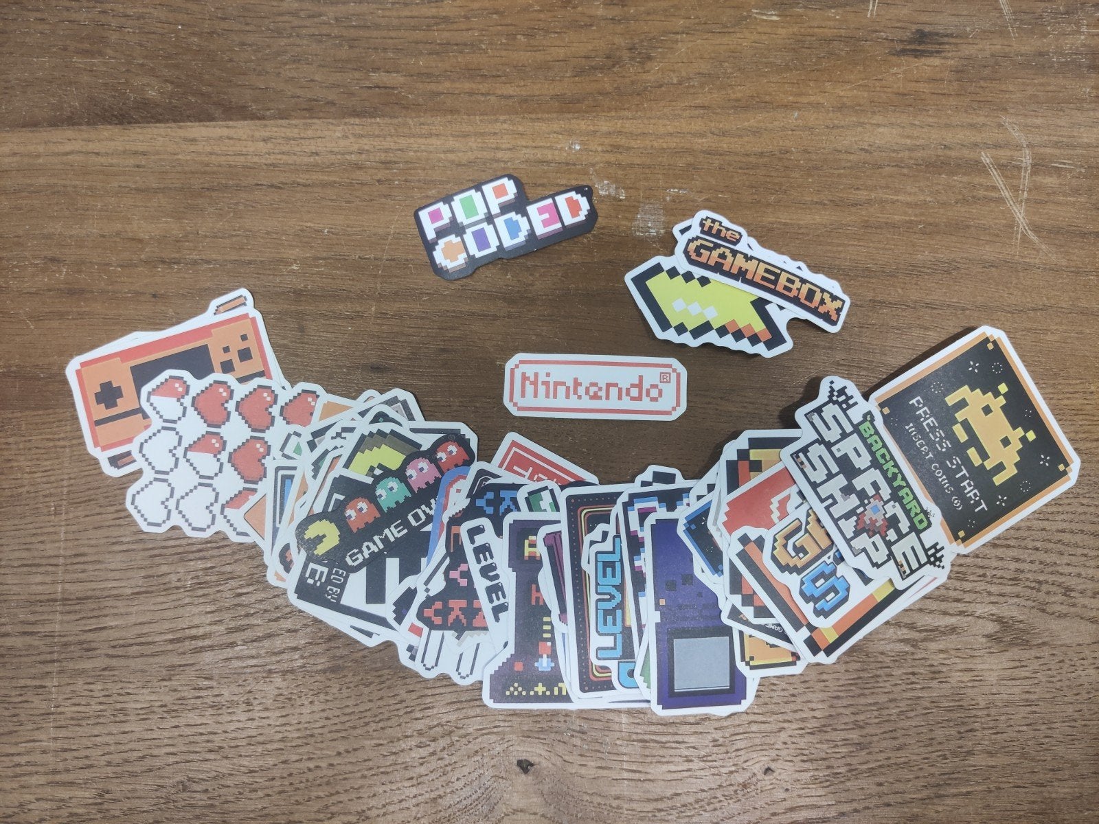 Retro Gaming Stickers - Nintendo, Pac-Man, Space Invaders, Ophalen of Verzenden, Zo goed als nieuw, Overige typen
