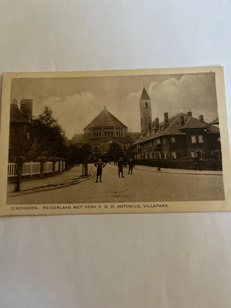 Ansichtkaart Eindhoven Reigerlaan Kerk St. Antonius 1921, Verzamelen, Ophalen of Verzenden, 1920 tot 1940, Gelopen, Noord-Brabant