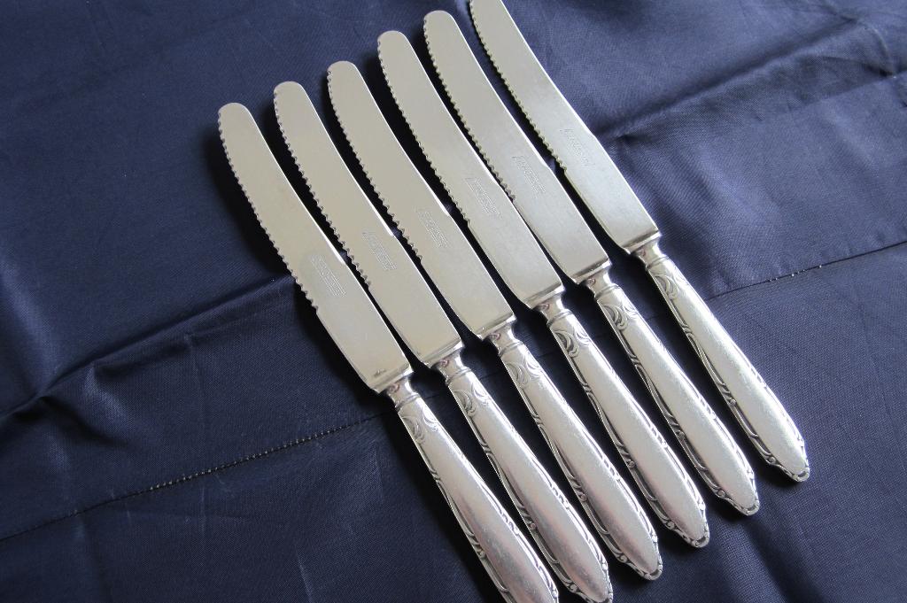 6 dinermes 23,5cm Gero Zilmeta 517  met kartel snijvlak, Ophalen of Verzenden, Zo goed als nieuw, Rvs of Chroom, Los bestek