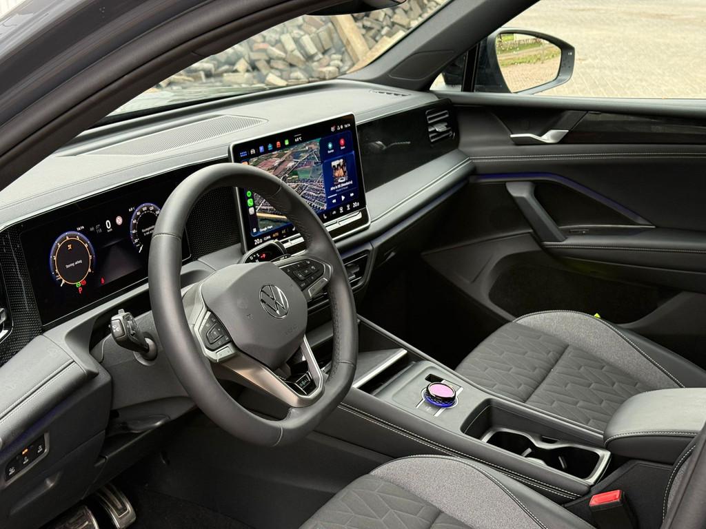 Volkswagen Tiguan 1.5 eTSI Life Edition 150pk | Trekhaak | 3, 12 maanden, Stof, 4 cilinders, Bedrijf