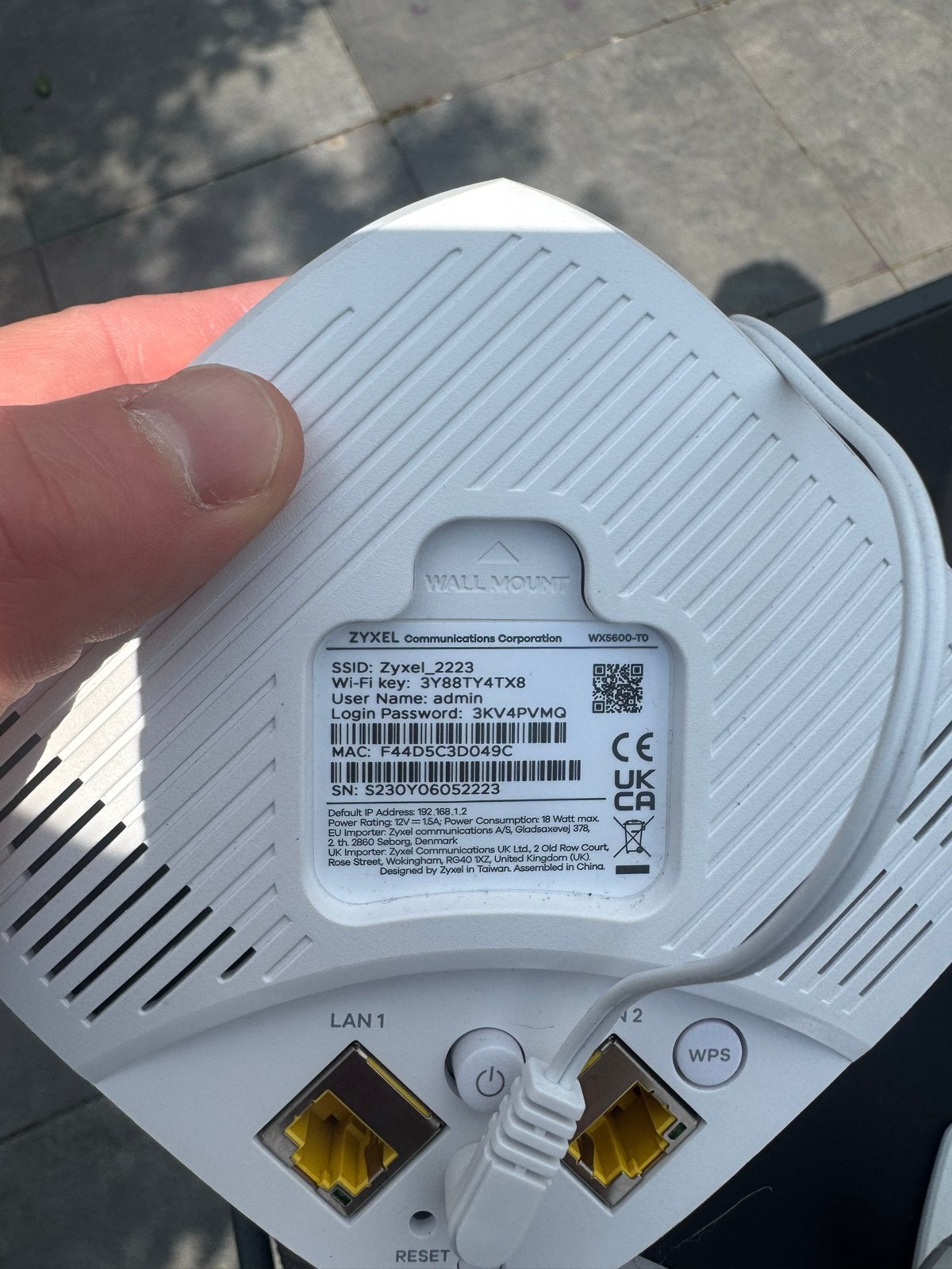 2x Zyxel WX5600-T0 WiFi 6 Mesh Routers, Ophalen of Verzenden, Gebruikt, Router