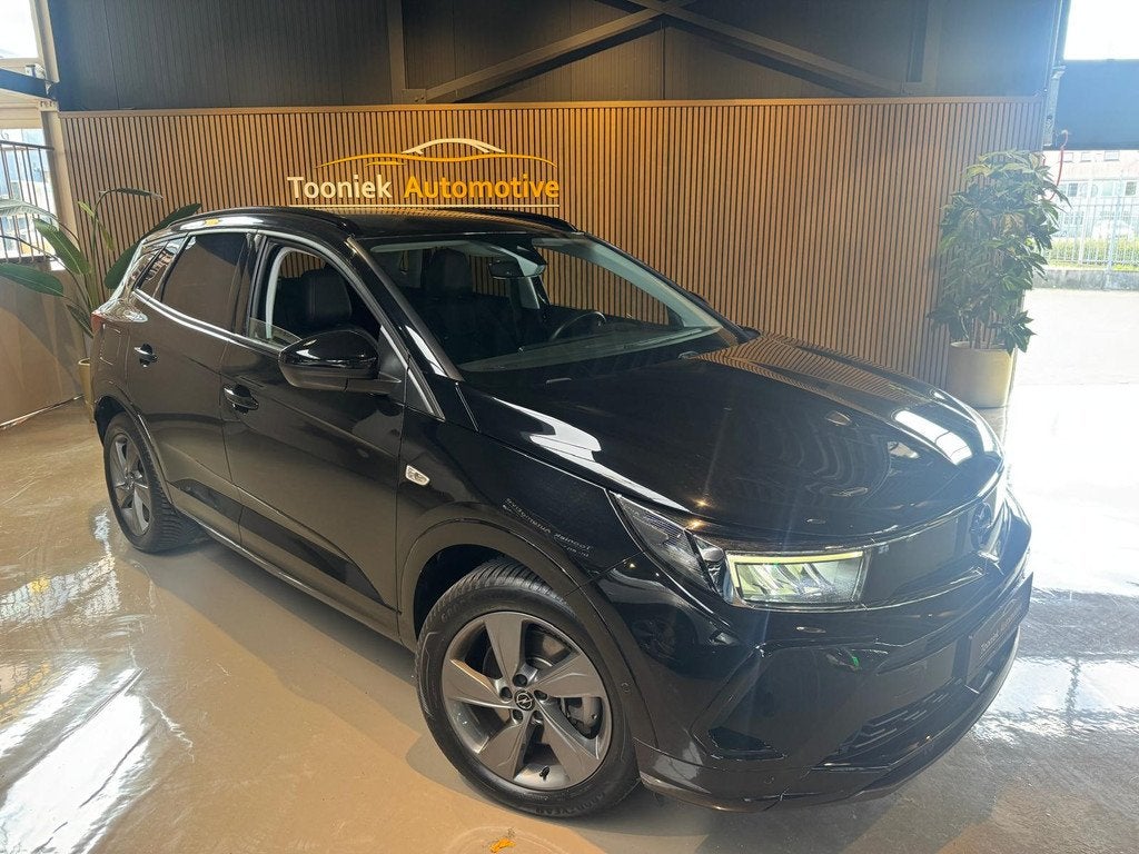 Opel Grandland 1.6 Turbo Plug-In Hybrid Ultimate Black Edtio, Auto's, Opel, Stof, Gebruikt, 4 cilinders, Met garantie (alle)