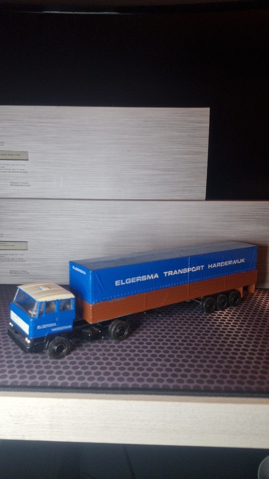 mooie trekker oplegger, Ophalen of Verzenden, Zo goed als nieuw, Bus of Vrachtwagen, Wsi