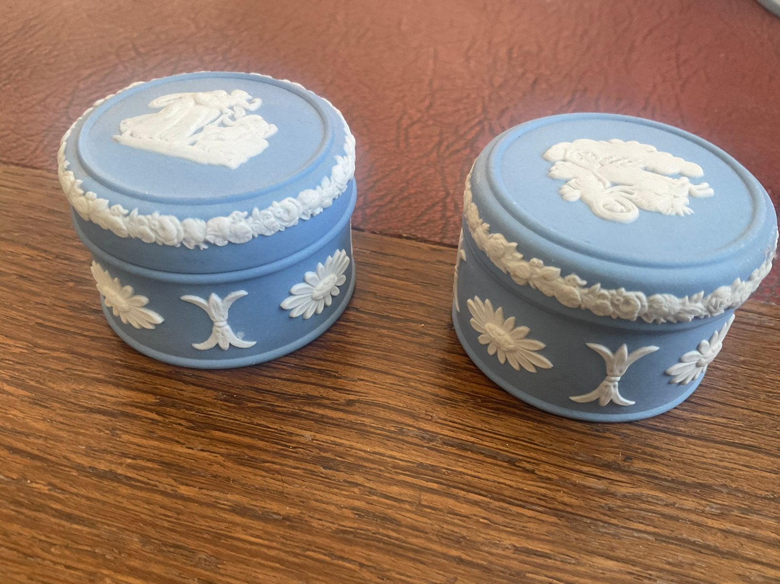 Wedgwood jasperware pillendoosjes, Antiek en Kunst, Ophalen of Verzenden