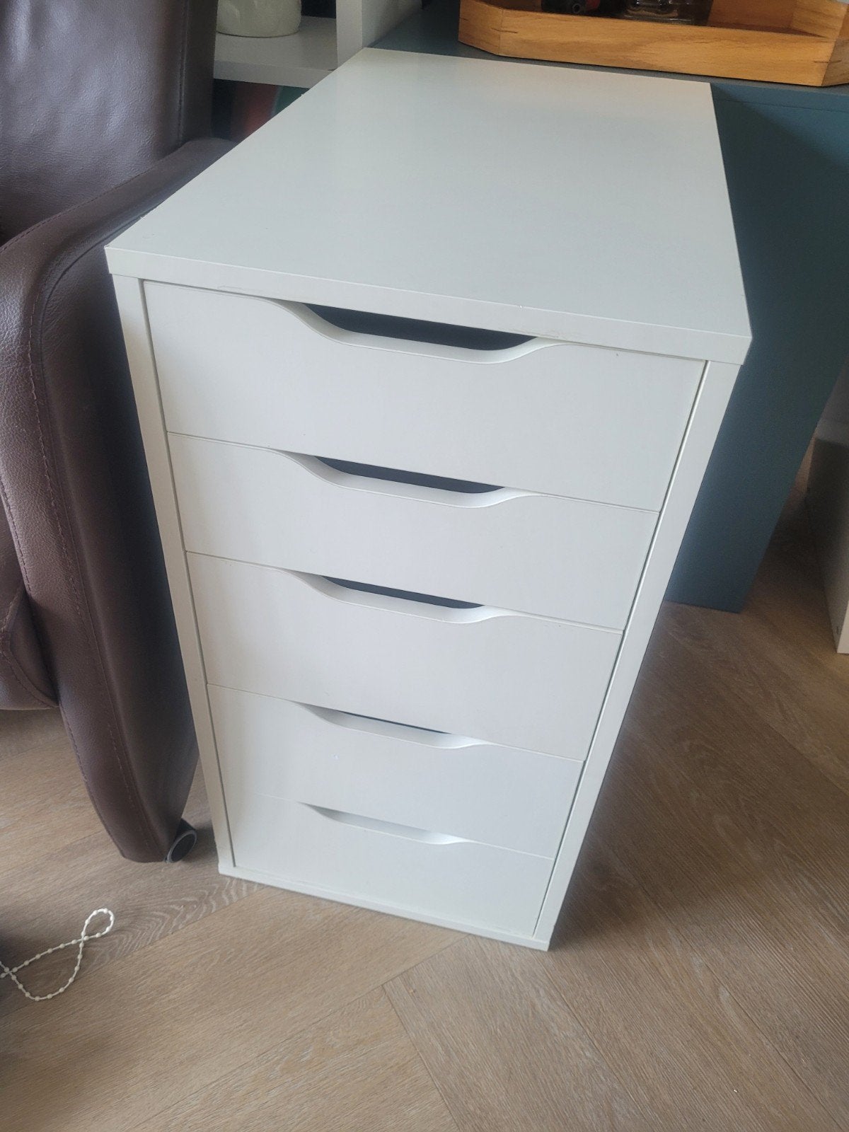 IKEA Alex ladekast wit, zo goed als nieuw, Huis en Inrichting, Ophalen, Overige materialen, Minder dan 50 cm, 5 laden of meer