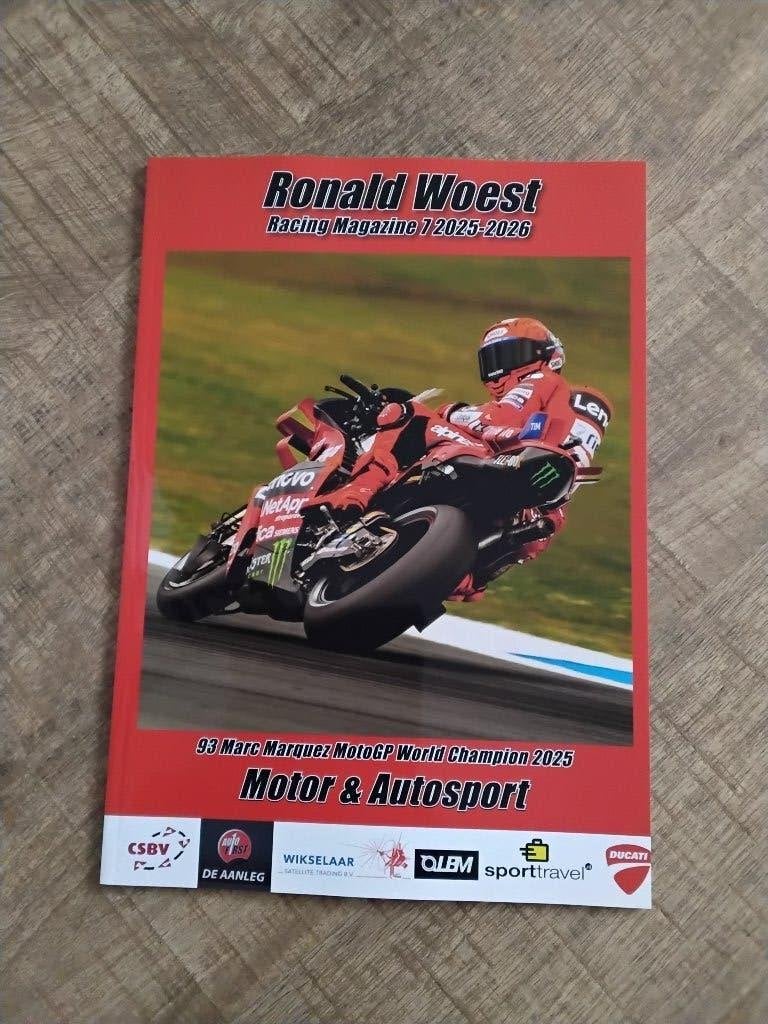TT assen foto boek van Ronald woest, Ophalen of Verzenden, Nieuw, Motoren