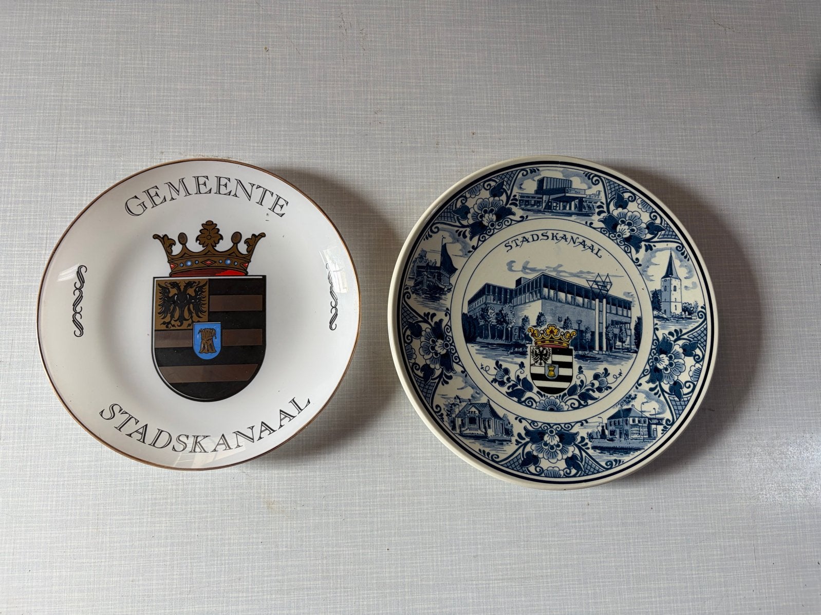 Twee decoratieve wandborden Gemeente Stadskanaal, Ophalen of Verzenden