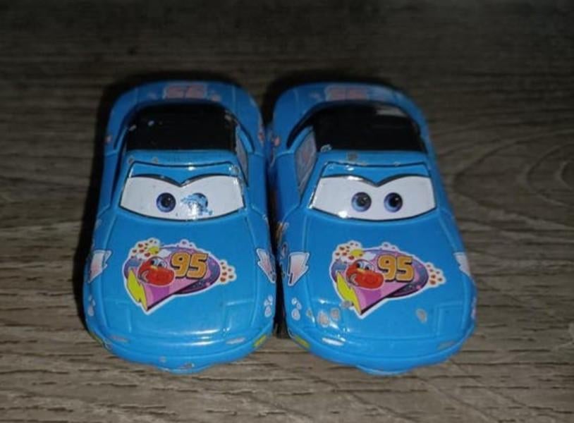 🚙metalen cars auto 's: dinoco tia en mia🚙, Verzenden