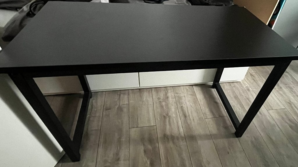 Zwart rechthoekig bureau met metalen onderstel, Ophalen, Gebruikt, 120 cm, Hout