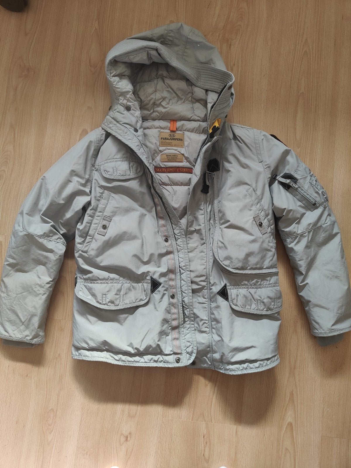 Parajumpers Masterpiece series Winterjas Young Small, Ophalen, Beige, Parajumpers, Zo goed als nieuw