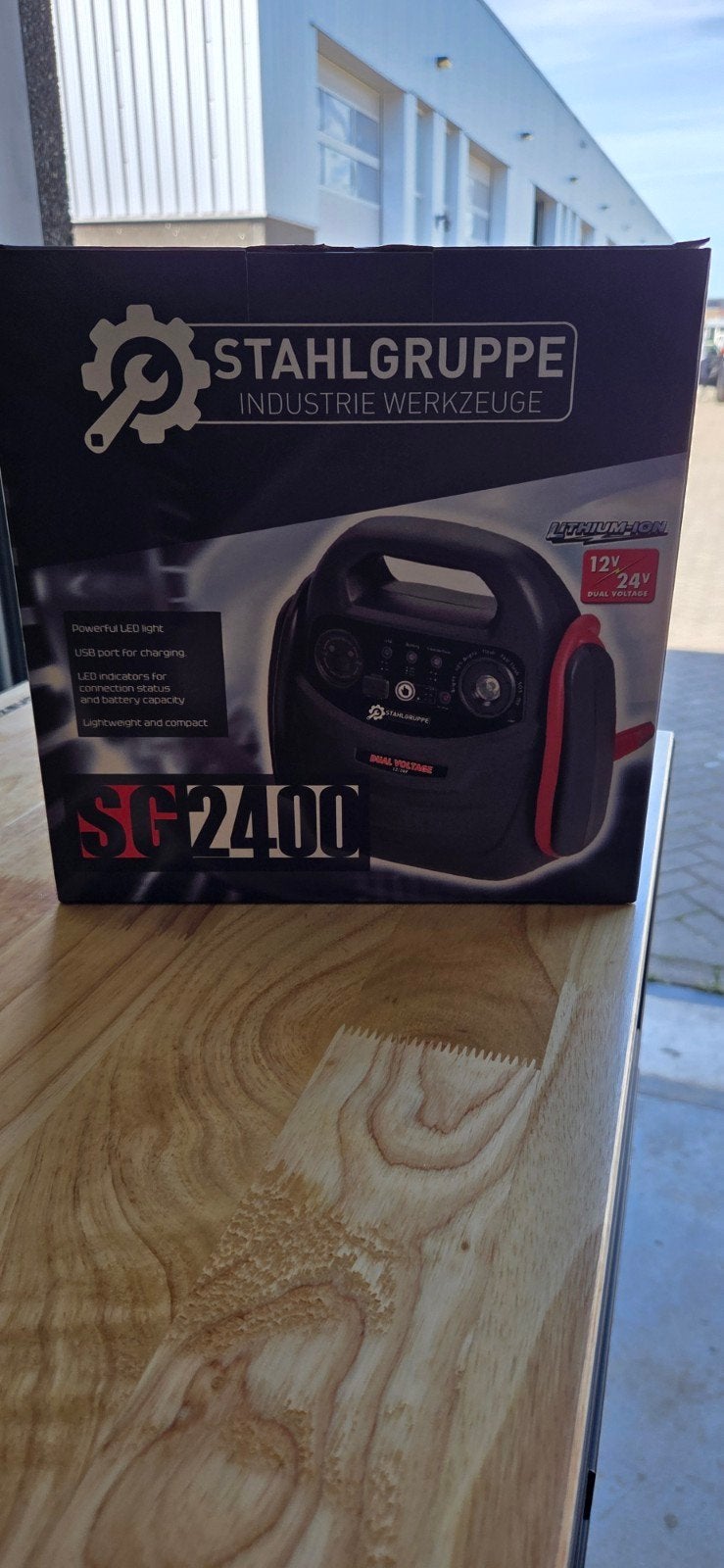Stahlgruppe SG2400 Lithium-Ion Jumpstarter 12V/24V, Auto diversen, Jumpstarters, Ophalen of Verzenden, Nieuw