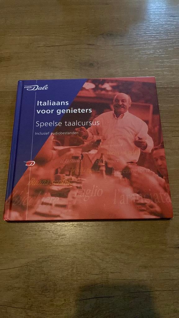 Van Dale Italiaans voor genieters, Europa, Nieuw, Ophalen of Verzenden, Reisgids of -boek