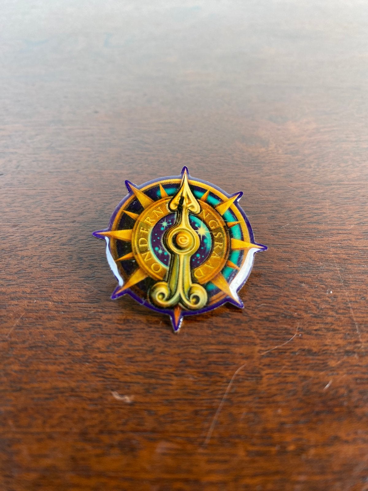 Efteling pin zeldzaam, Ophalen of Verzenden, Zo goed als nieuw, Button of Speldje