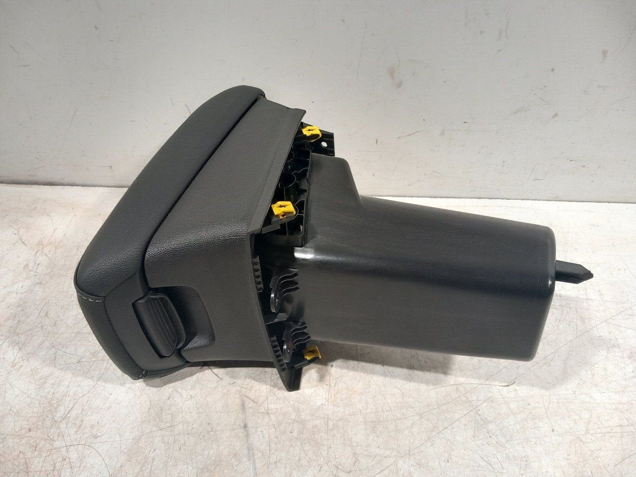 Armsteun Opel Grandland, Auto-onderdelen, Interieur en Bekleding, Onderdelen@venauto.nl, Van der Ven Autorecycling B.V., Gebruikt
