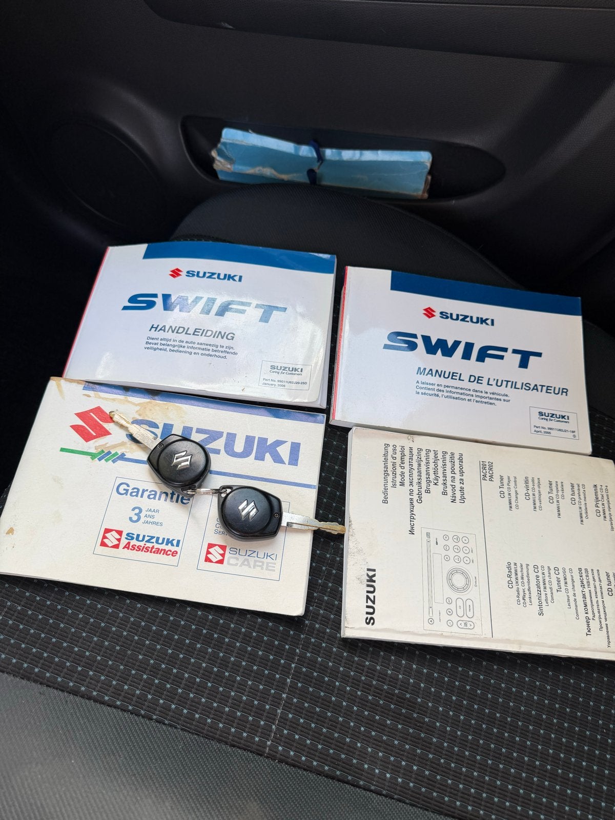 Foto 13 van Suzuki Swift 1.3 5D Airco – APK 03-2027