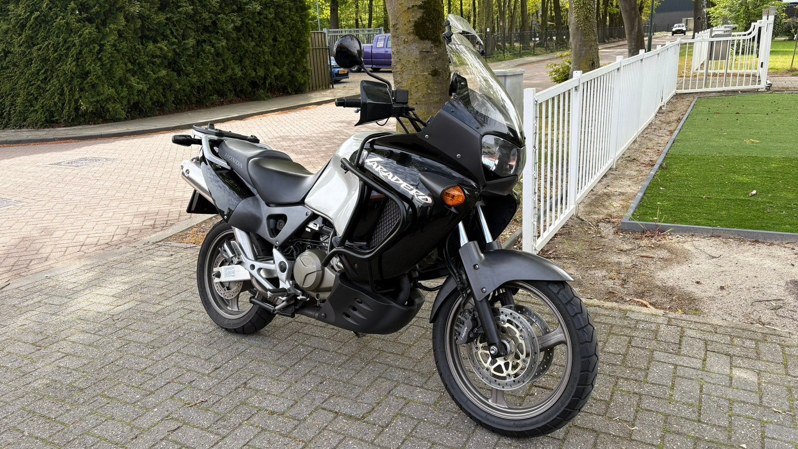 Honda Varadero XL1000 V, Motoren, Handvatverwarming, 2 cilinders, Occasion, Motorrijbewijs A